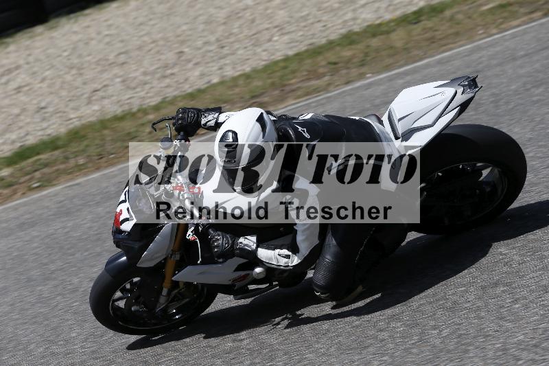 /18 05.06.2026  TZ Motorsport ADR/Gruppe rot/77